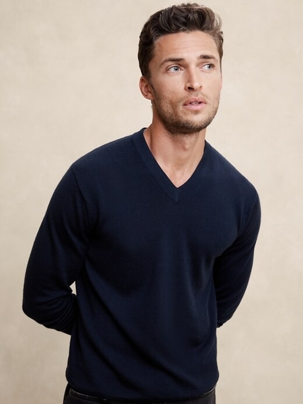 Banana Republic 100% Merino Wool Men's XL V-Neck Sweater Navy